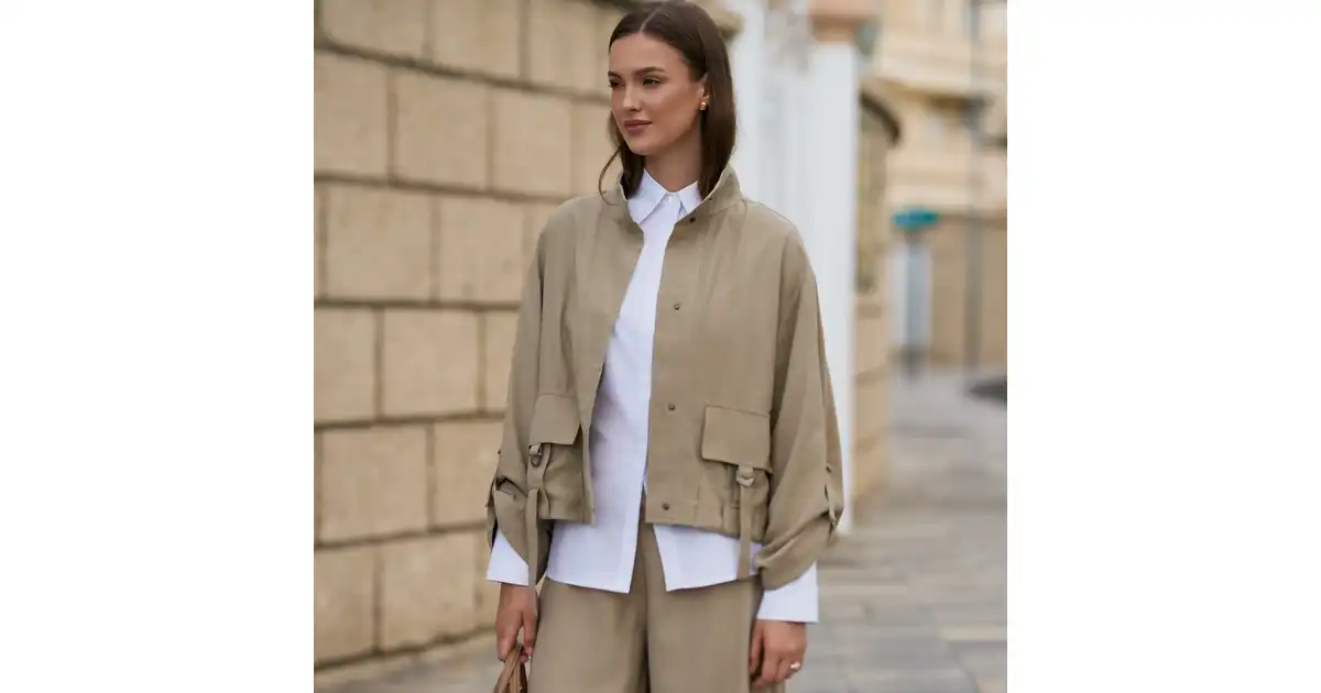 Kurtka Morgan Sand Shell